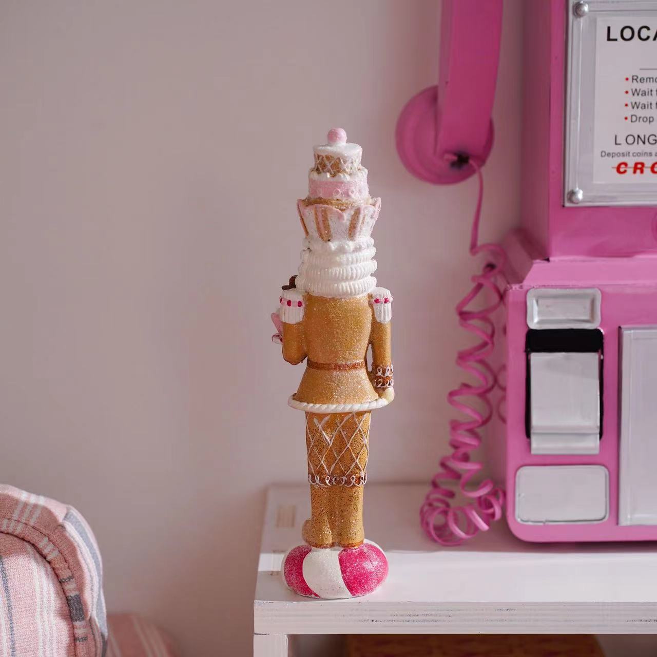 Nutcracker Figurine - Słodka Różowa Figurka Żołnierza Dziadka do