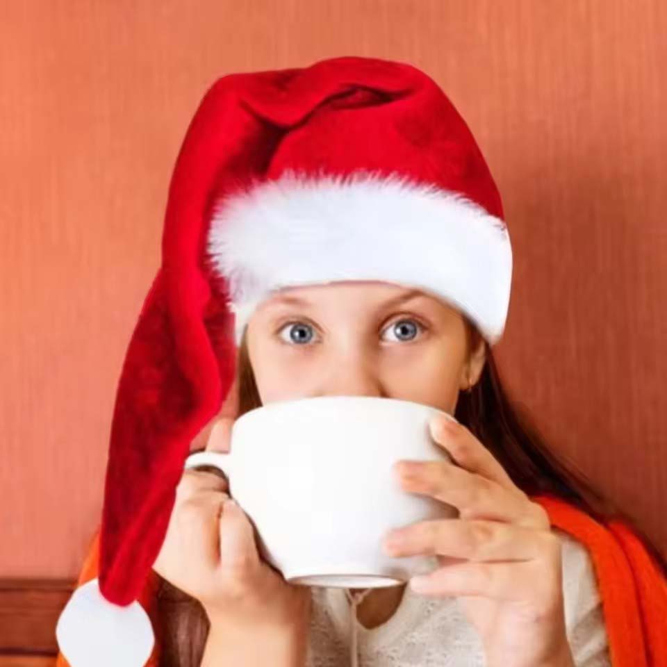 Długa pluszowa czapka świątecz – Santa Hat Plush recenzja i cena