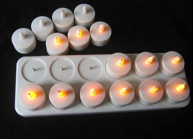 Zestaw 12 ładowalnych, bezpłom – Holiday Candle Set recenzja i cena