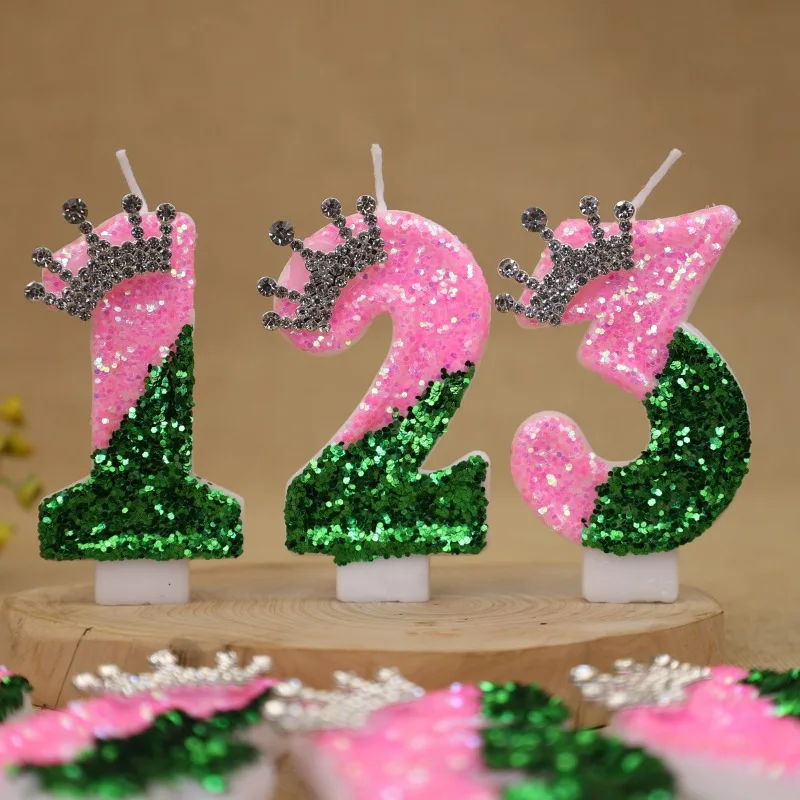 Świecąca, jasnozielona korona  – Holiday Candle Set recenzja i cena
