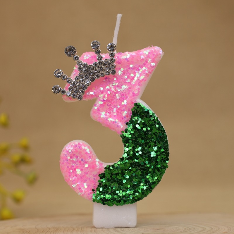 Świecąca, jasnozielona korona  – Holiday Candle Set recenzja i cena